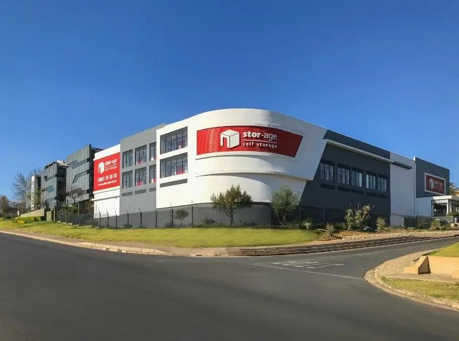 Bryanston - Main Road